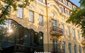 Alexandrovskiy Hotel